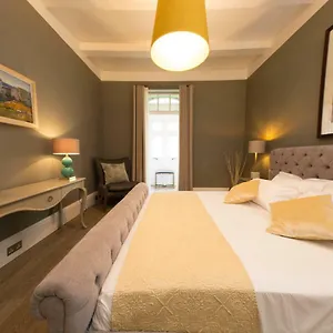 https://merchant-street-apartment.hotelssaintjulians.com
